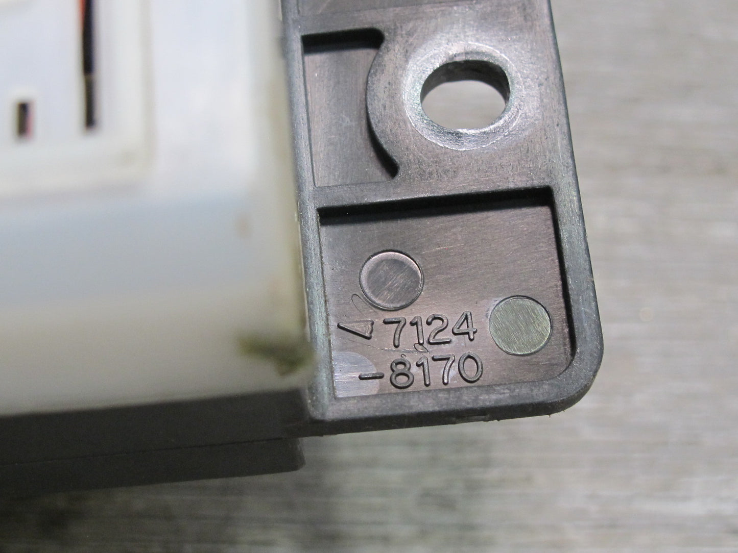 84-86 Nissan Z31 300ZX Junction Fuse Relay Box Module OEM