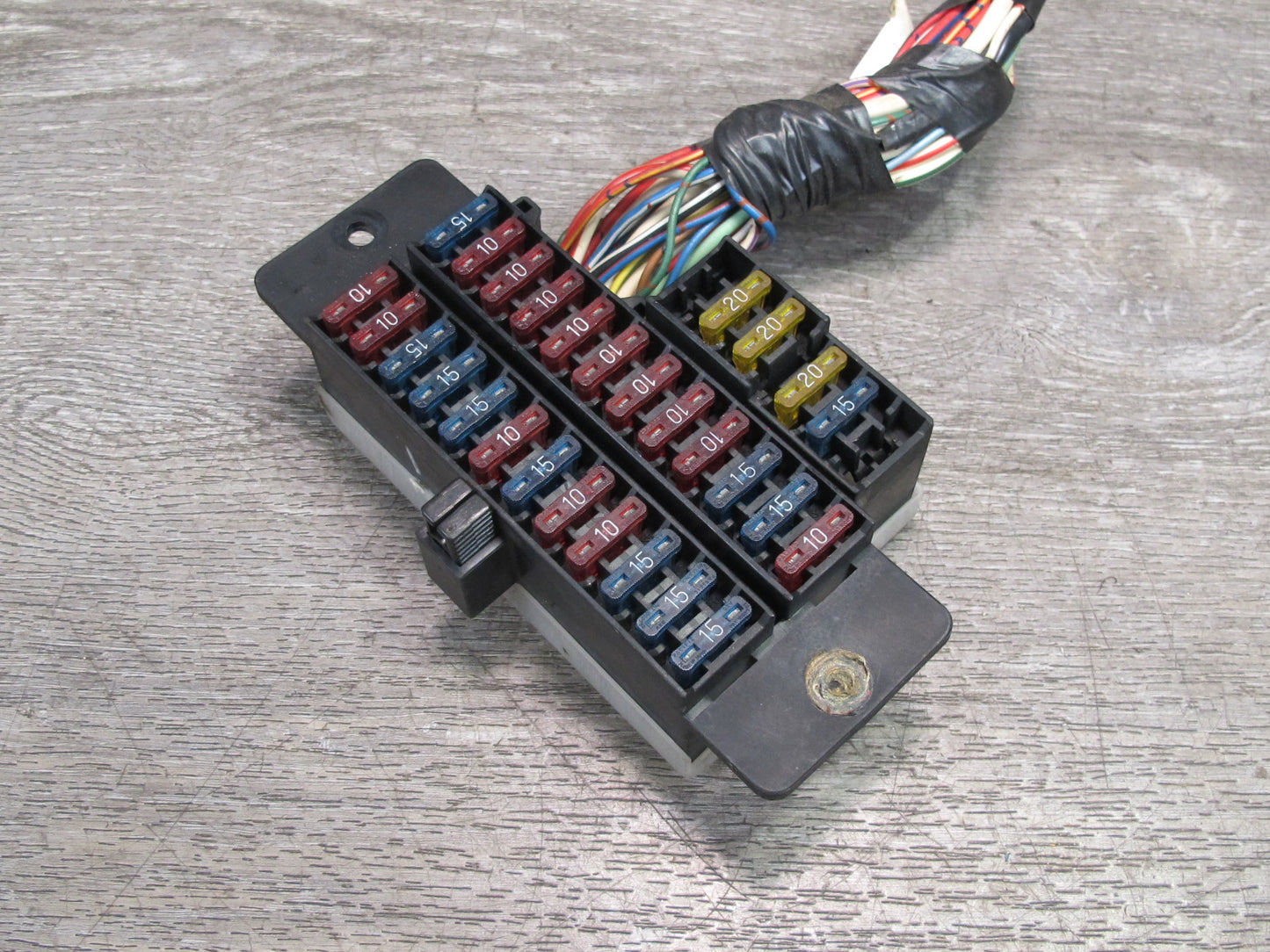 84-86 Nissan Z31 300ZX Junction Fuse Relay Box Module OEM