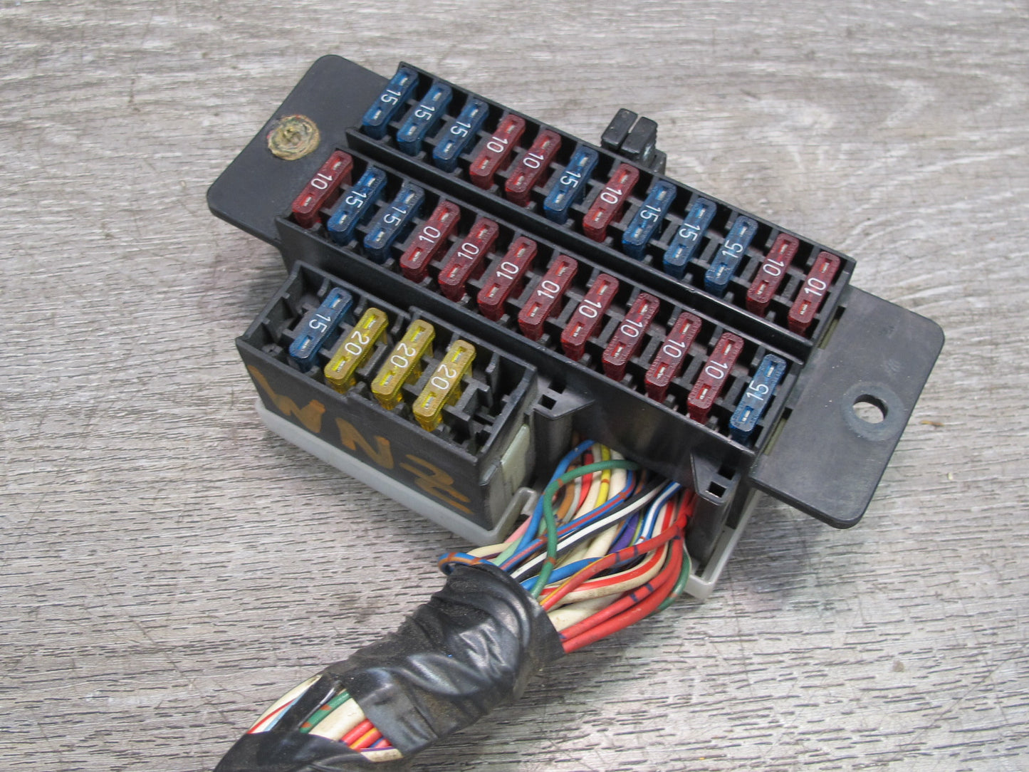 84-86 Nissan Z31 300ZX Junction Fuse Relay Box Module OEM