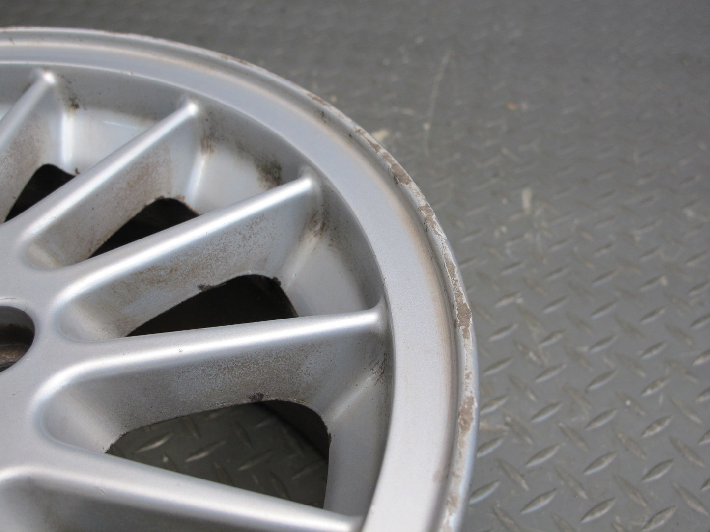 94-99 BMW E36 Style 32 Factory 15" R15 Alloy Wheel Rim 15x7J ET47 1093824 OEM