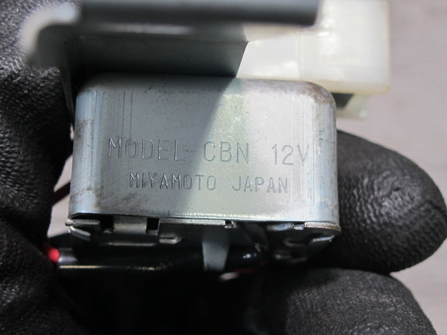 84-86 Nissan Z31 300ZX Buzzer Parking Alarm Module 24841-01P00 OEM