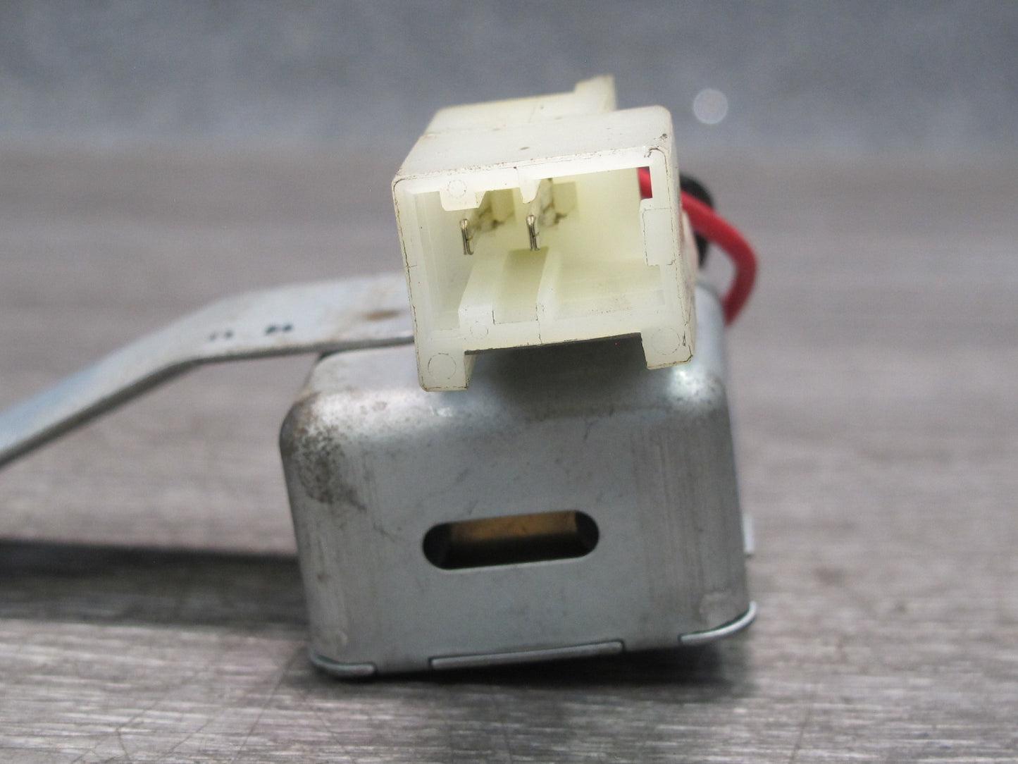 84-86 Nissan Z31 300ZX Buzzer Parking Alarm Module 24841-01P00 OEM