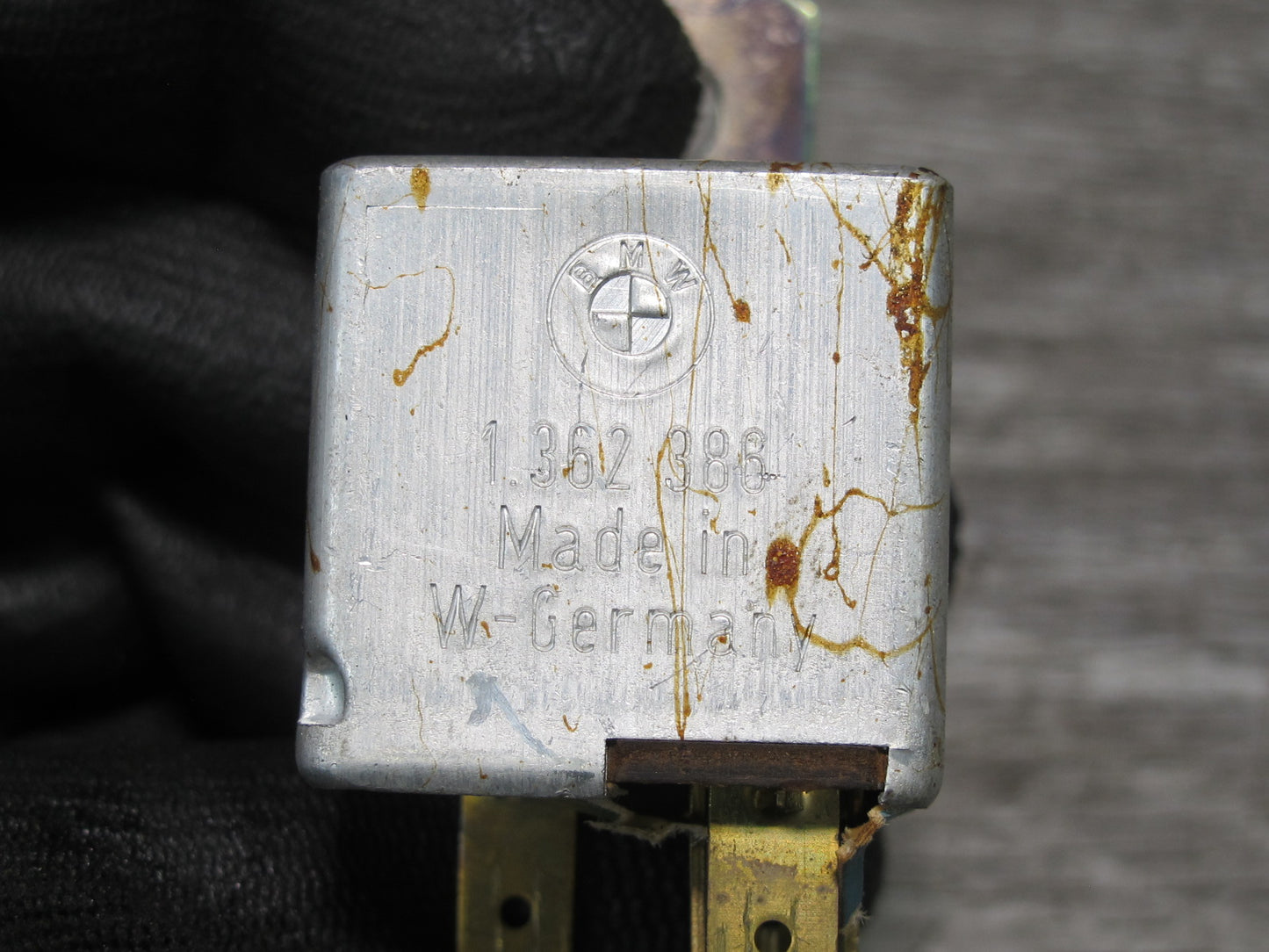 83-89 BMW E24 6-SERIES Sunroof Flasher Relay Module 1362386 OEM