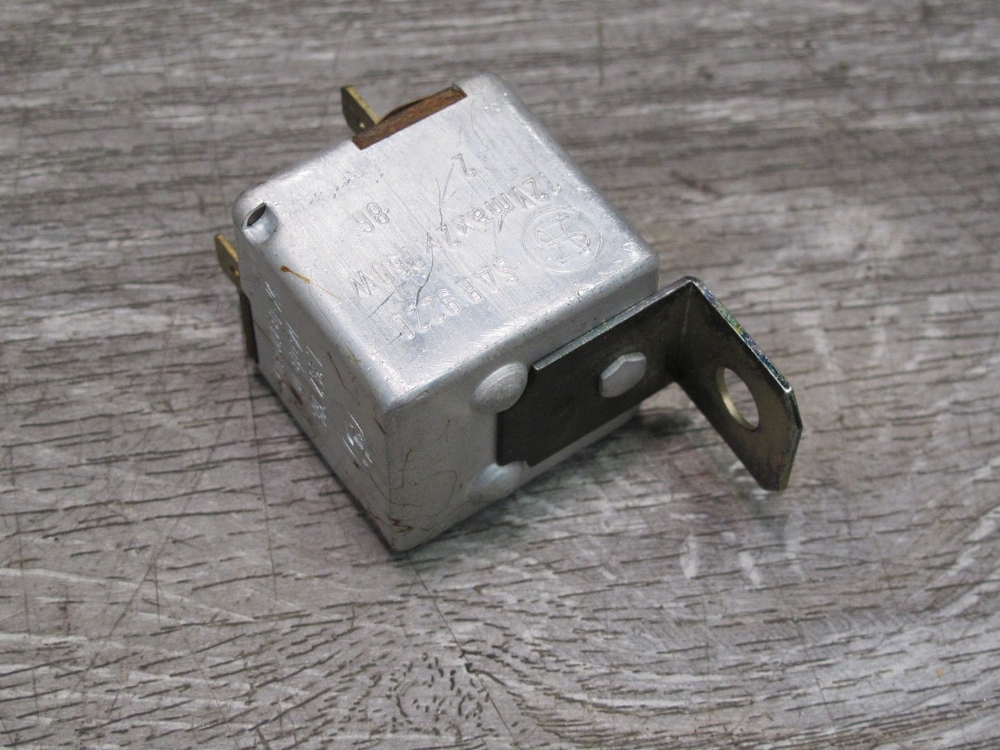 83-89 BMW E24 6-SERIES Sunroof Flasher Relay Module 1362386 OEM