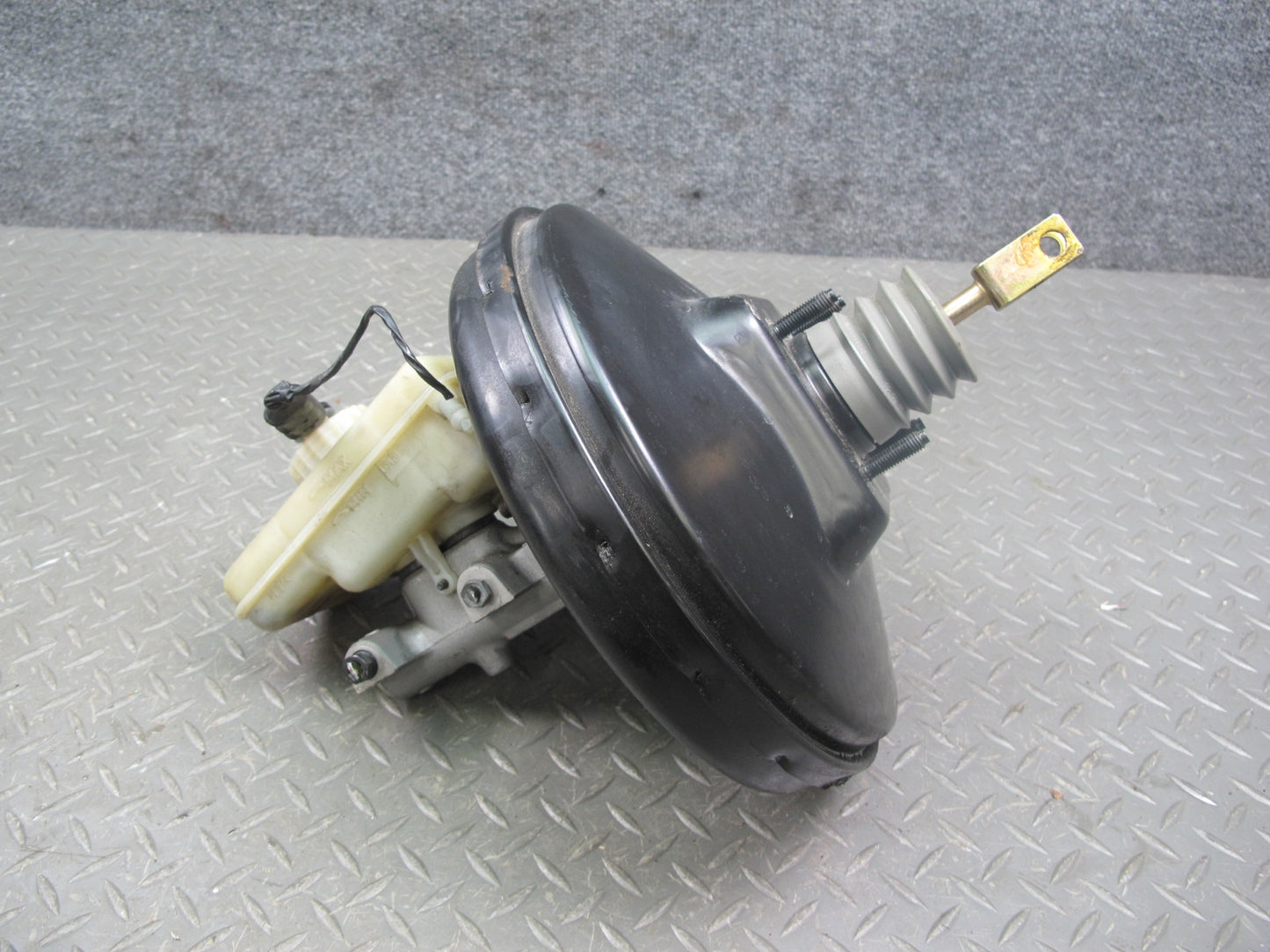 94-99 BMW E36 3-SERIES Brake Master Cylinder Booster Fluid Reservoir OEM
