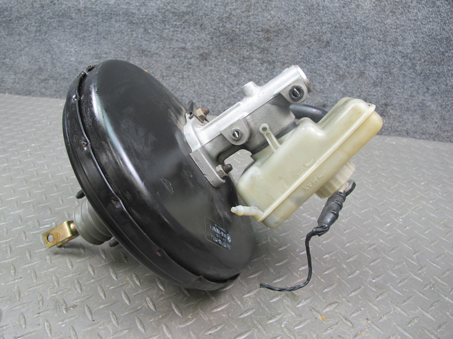 94-99 BMW E36 3-SERIES Brake Master Cylinder Booster Fluid Reservoir OEM