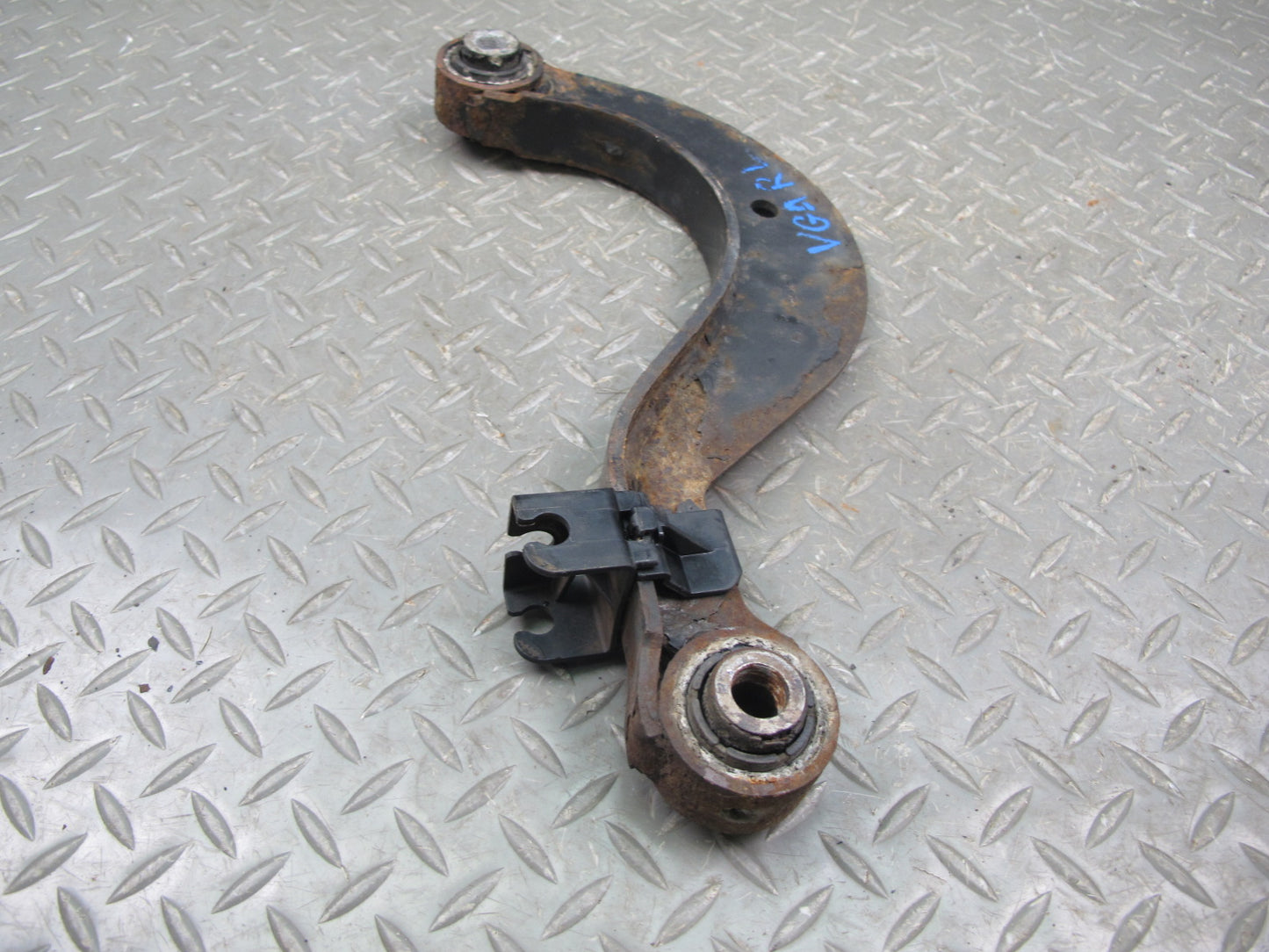 06-14 VW Golf R32 GTI R Rabbit Jetta Passat Rear Left Upper Control Arm OEM