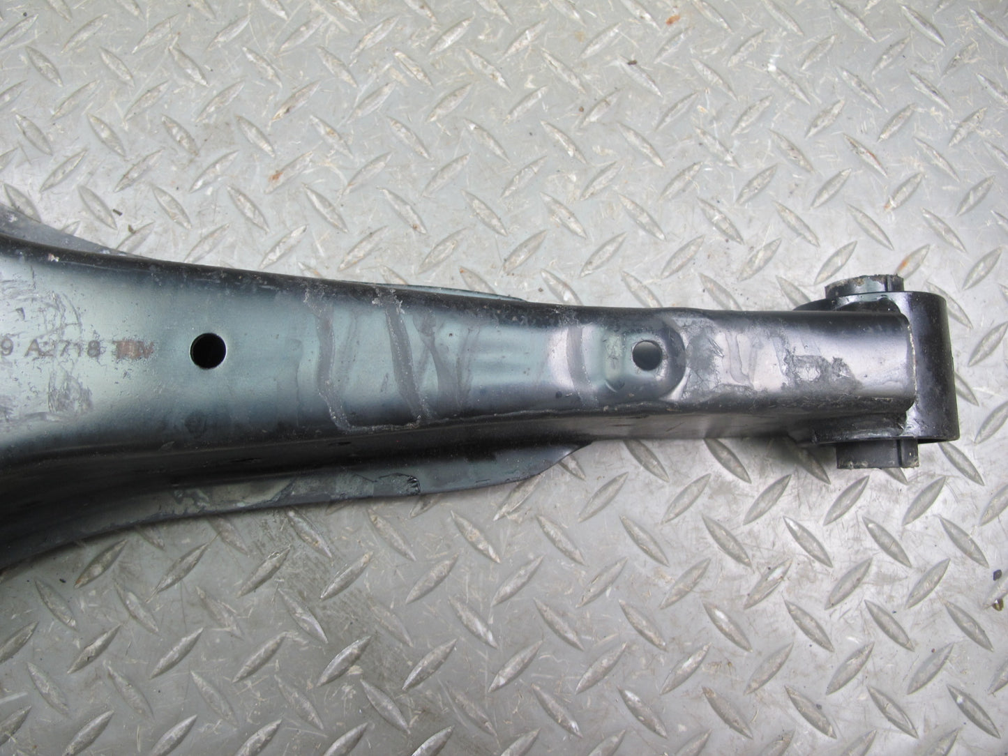 06-14 VW Golf R32 GTI R Rabbit Jetta Passat Rear Right Lower Control Arm OEM