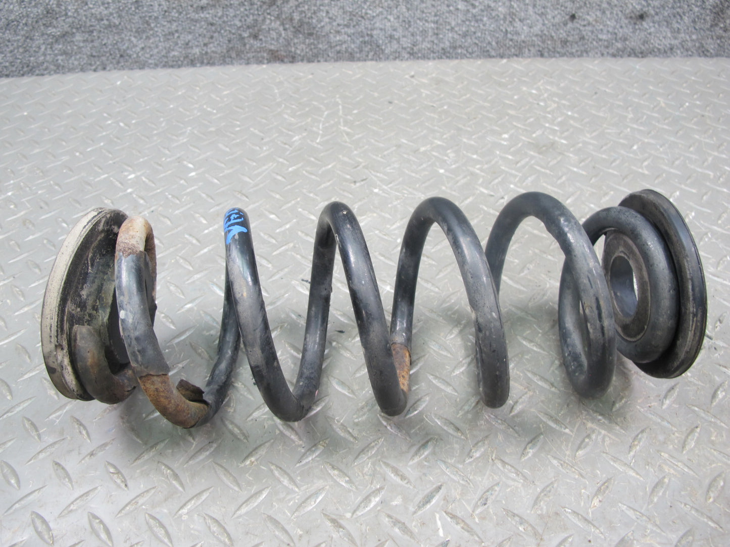 2008 VW Golf MK5 R32 AWD Rear Suspension Left & Right Coil Spring Set OEM