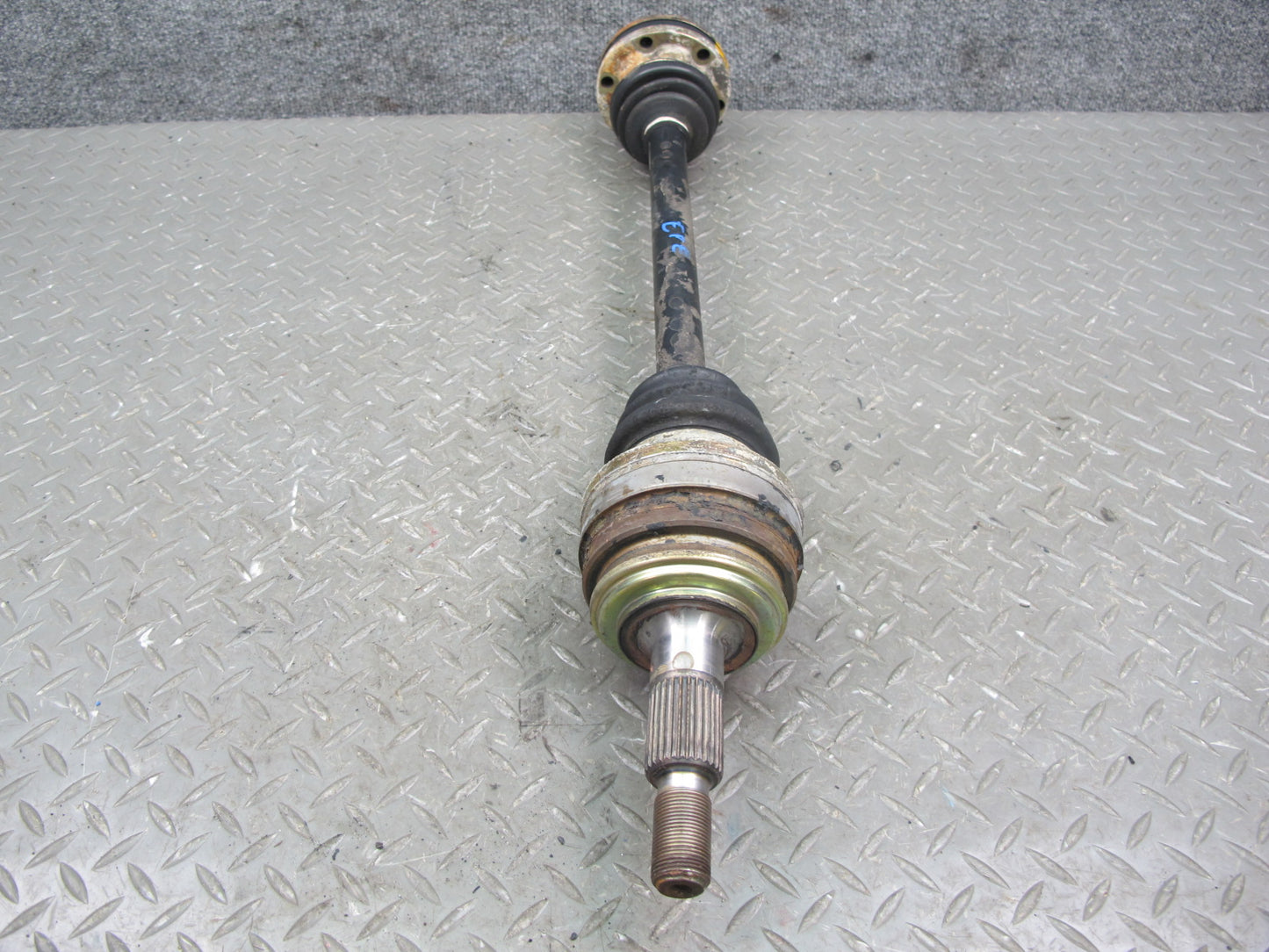 1983-1986 Porsche 928 S A/T Rear Left or Right Side Suspension Axle Shaft