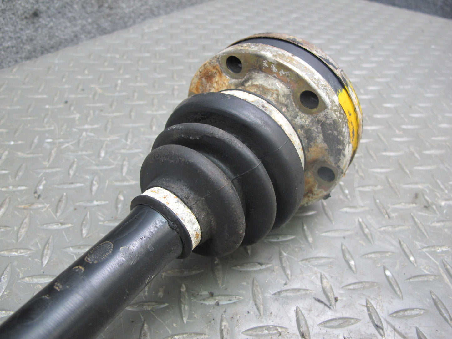 1983-1986 Porsche 928 S A/T Rear Left or Right Side Suspension Axle Shaft