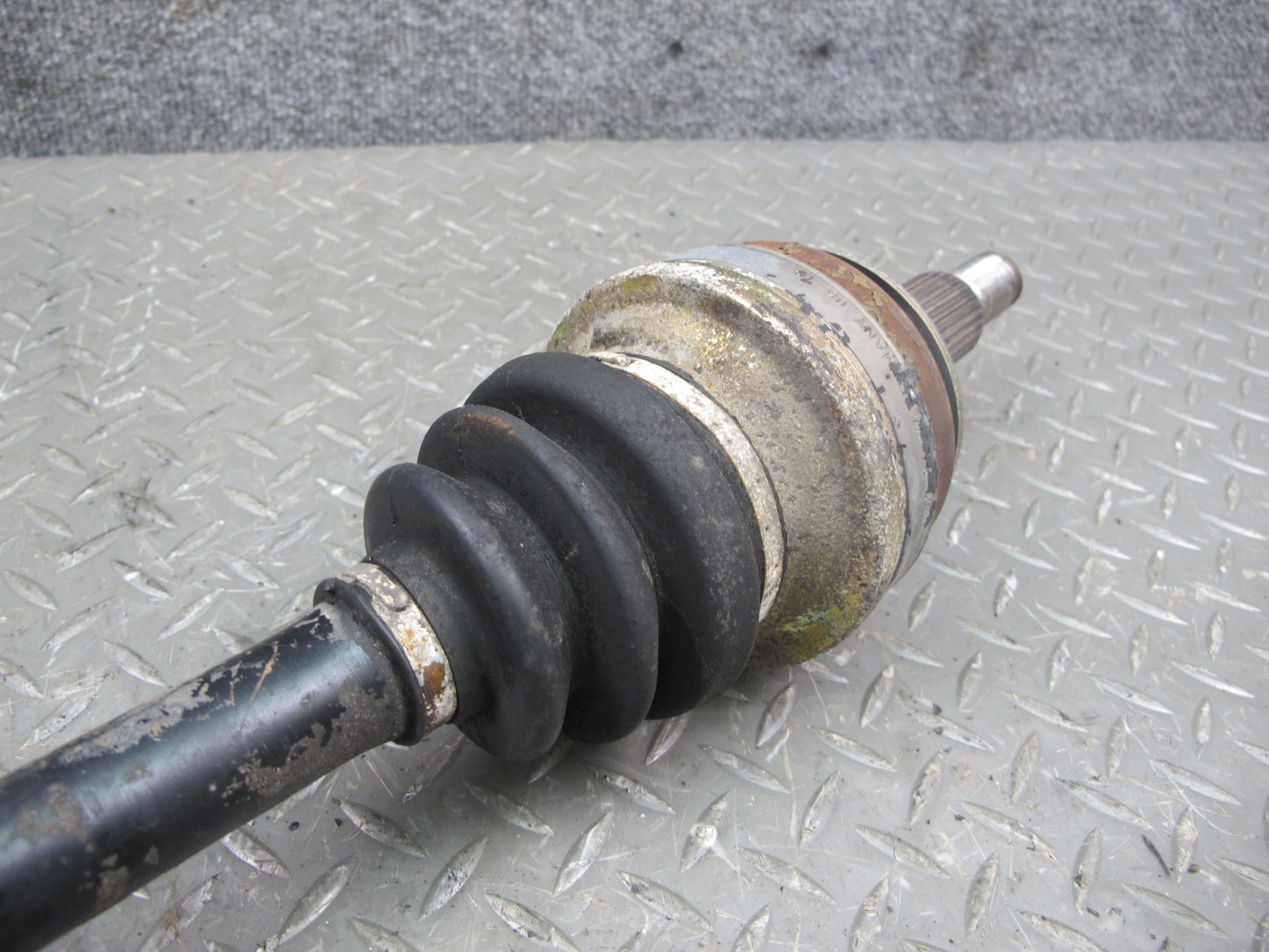 1983-1986 Porsche 928 S A/T Rear Left or Right Side Suspension Axle Shaft