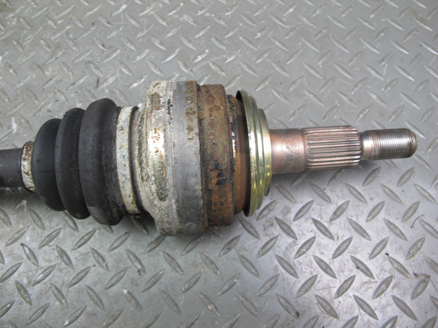 1983-1986 Porsche 928 S A/T Rear Left or Right Side Suspension Axle Shaft