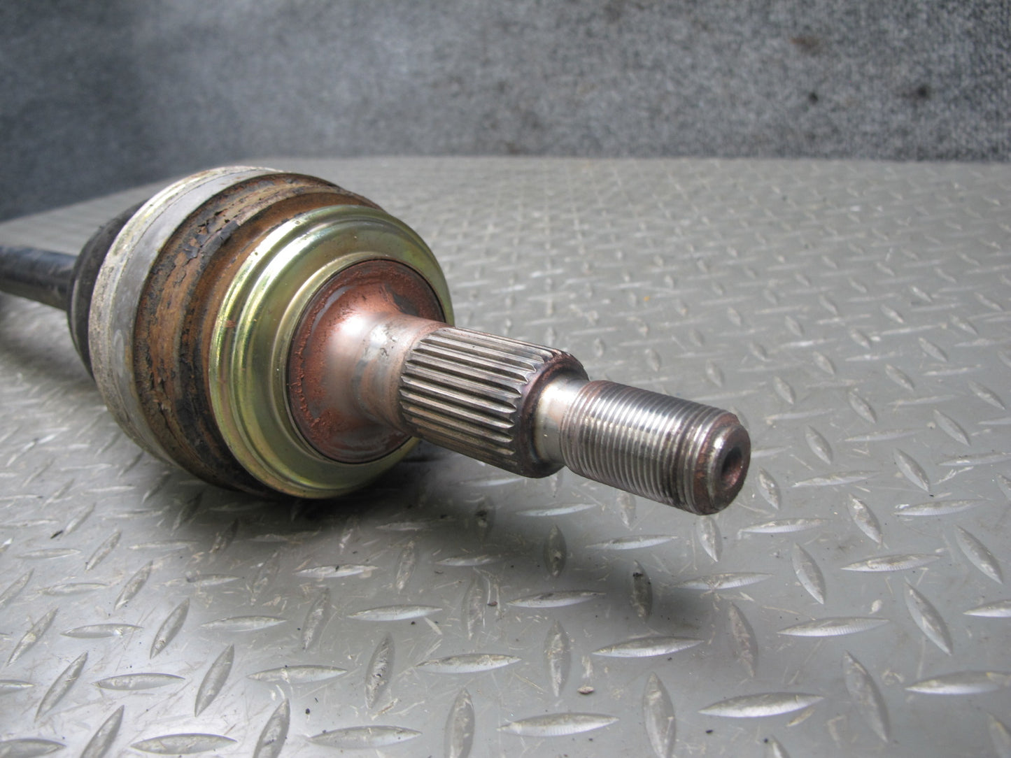 1983-1986 Porsche 928 S A/T Rear Left or Right Side Suspension Axle Shaft