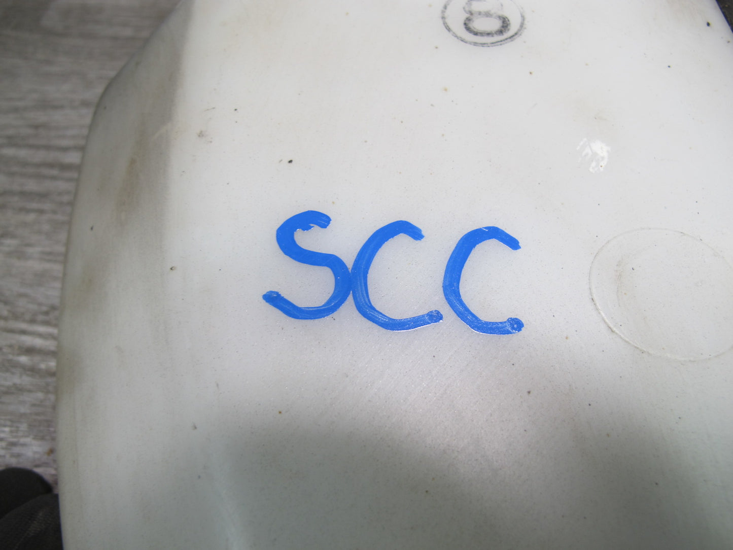 95-00 Lexus UZZ30L SC300 SC400 Windshield Washer Fluid Reservoir Tank Assy OEM
