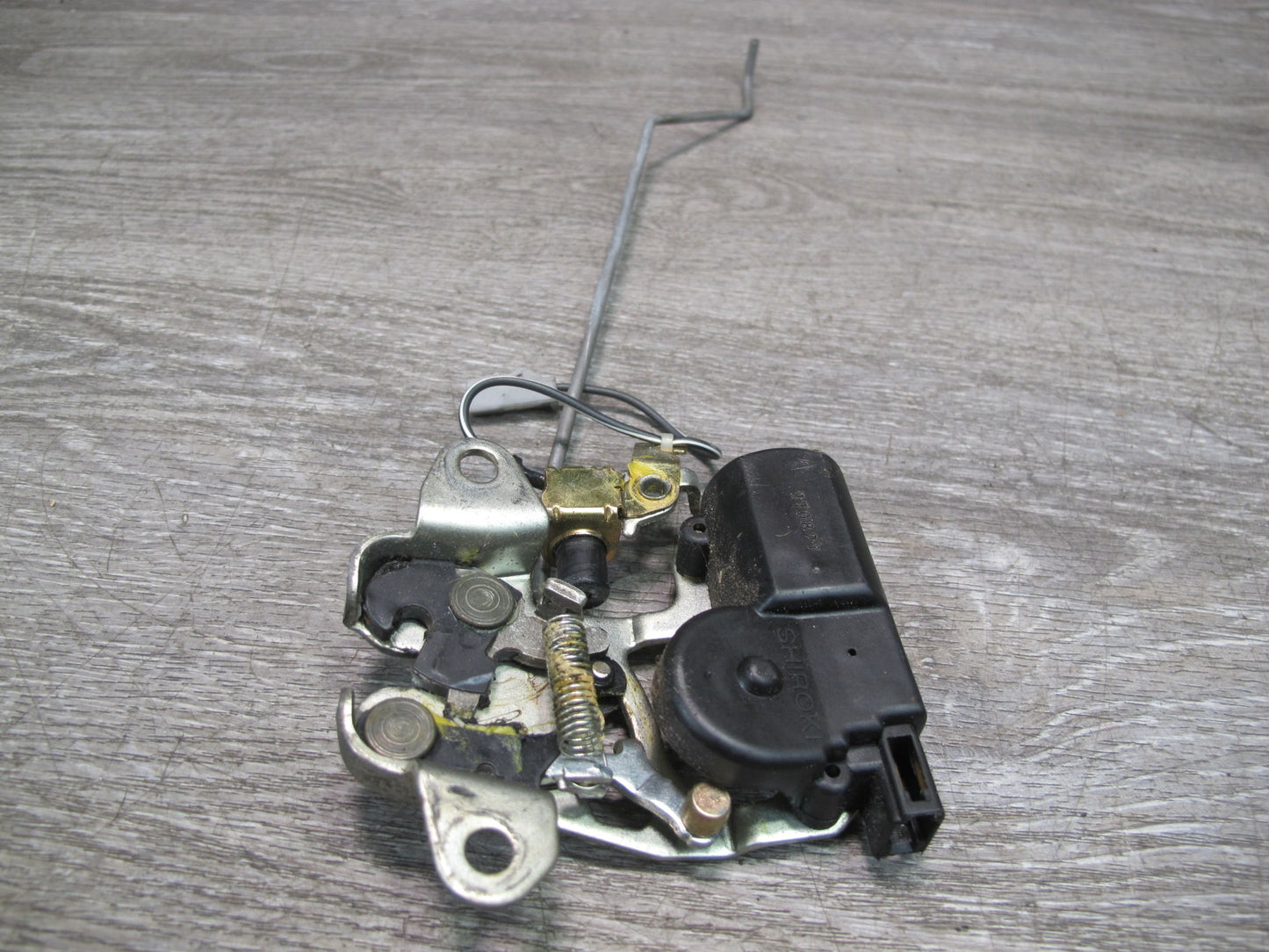 92-00 Lexus UZZ30L SC300 SC400 Rear Trunk Lid Lock Latch Actuator OEM