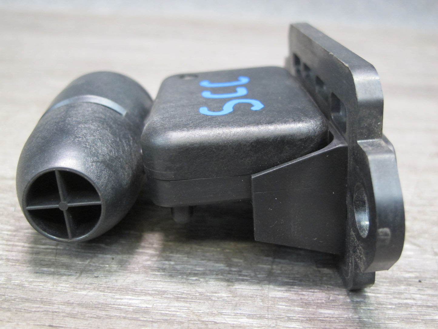 98-00 Lexus UZZ30L SC300 SC400 Mass Air Flow Meter MAF Sensor 22204-20010 OEM