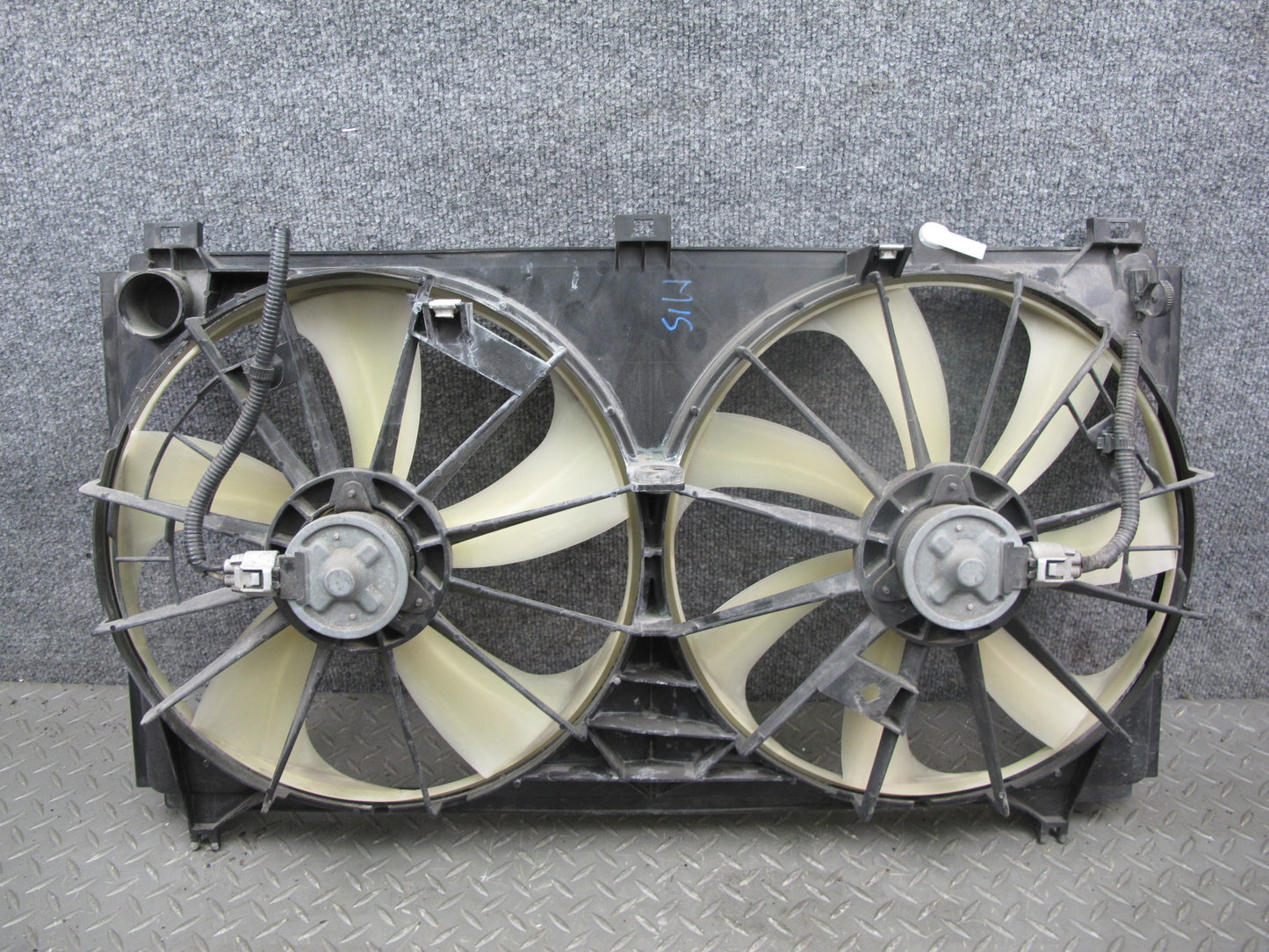 09-12 Lexus IS250 Engine Radiator Cooling Dual Fan Motor w Shroud Assy OEM