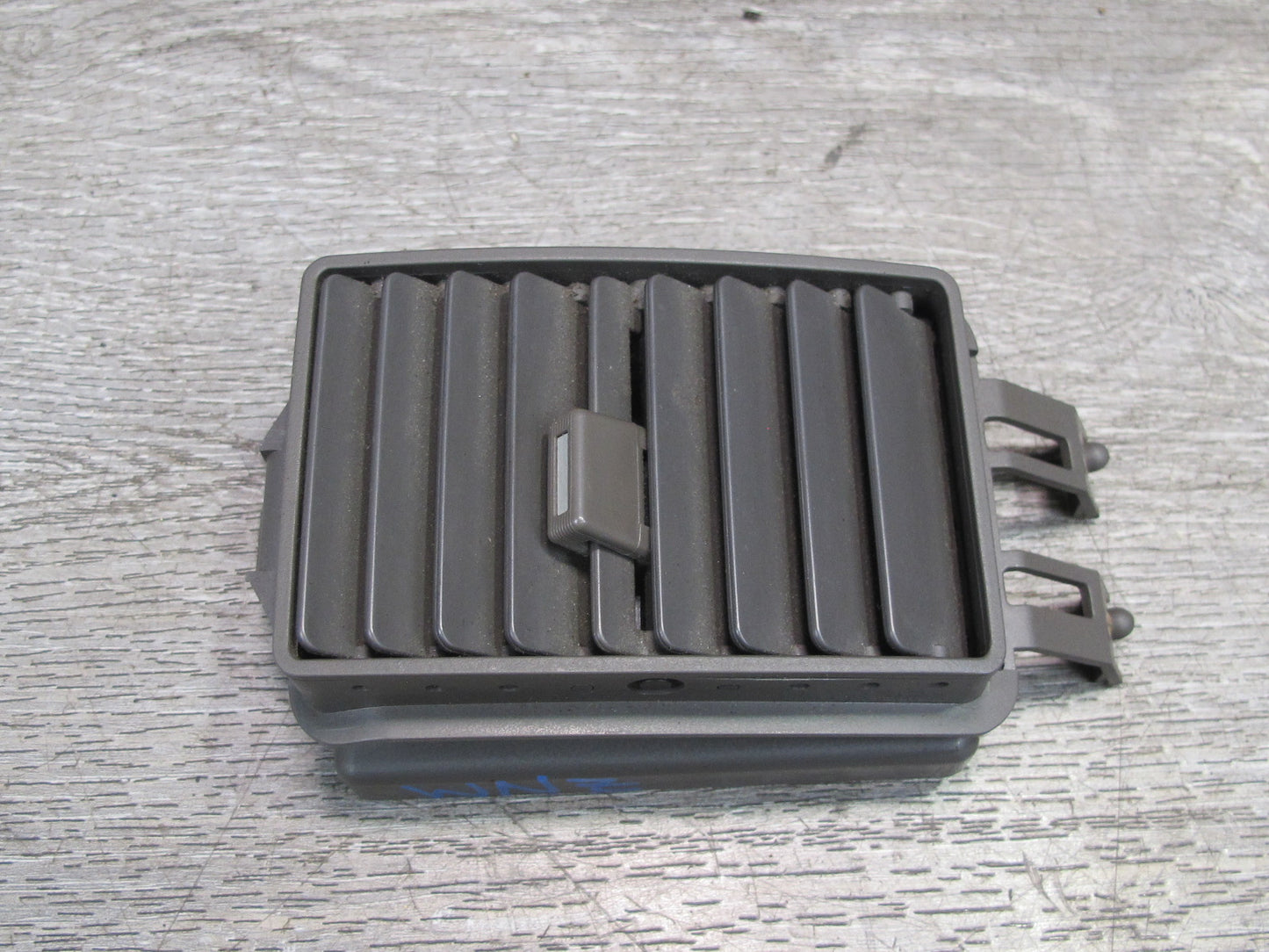 84-86 Nissan Z31 300ZX Set of 4 Dash Front Center Air Vent Grille OEM