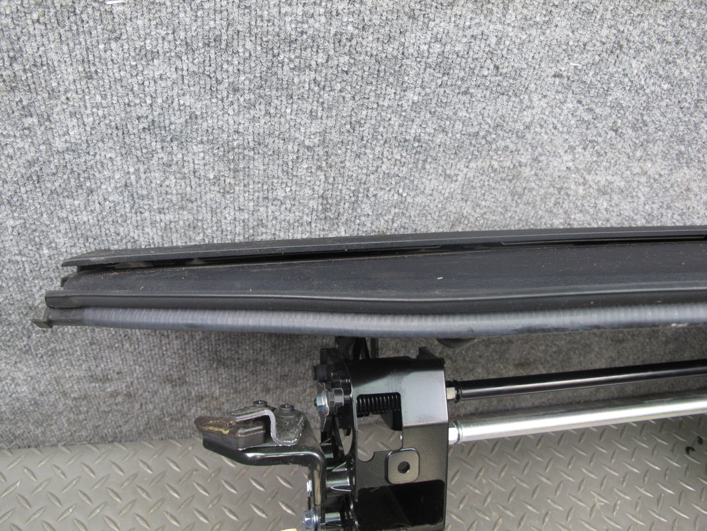 10-15 Lexus IS350 IS250 Convertible TOP Roof Tonneau Cover Panel Assembly OEM