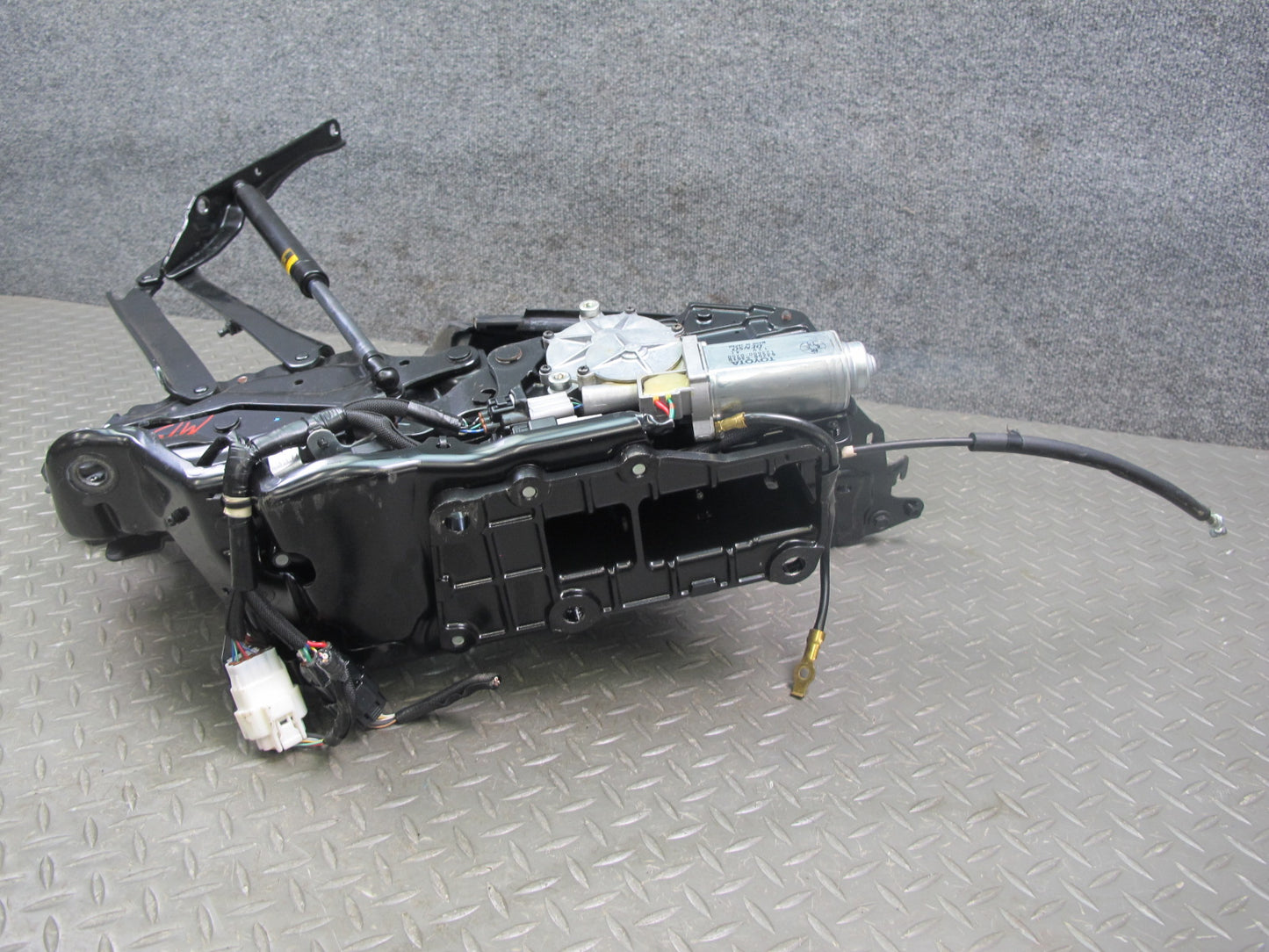 10-15 Lexus IS350 IS250 Convertible Rear Left Trunk Lid Hinge w Motor OEM