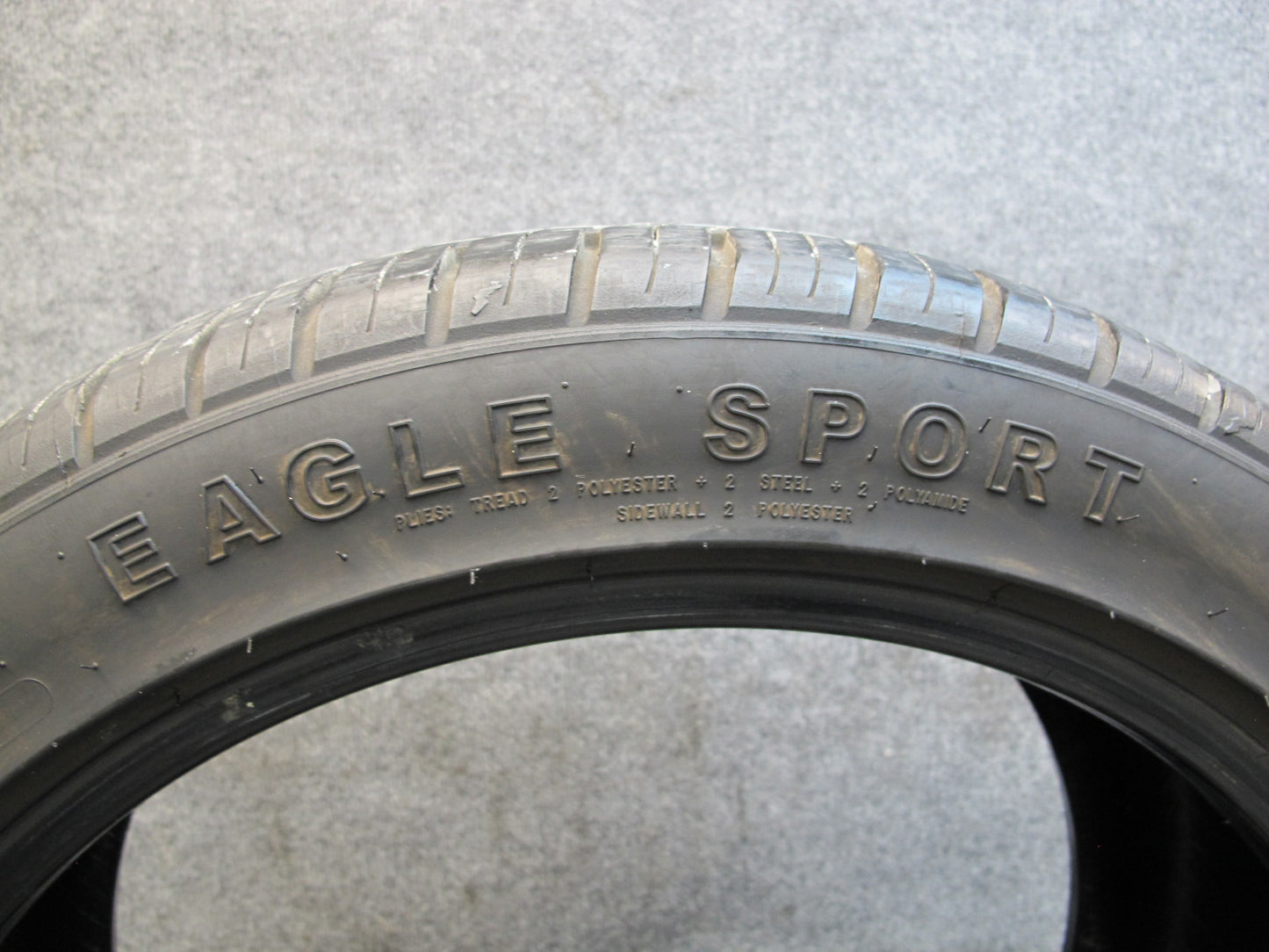 Goodyear Eagle Sport ALL Season Tire 255/40 R18 99W 3222 8/32 Tread
