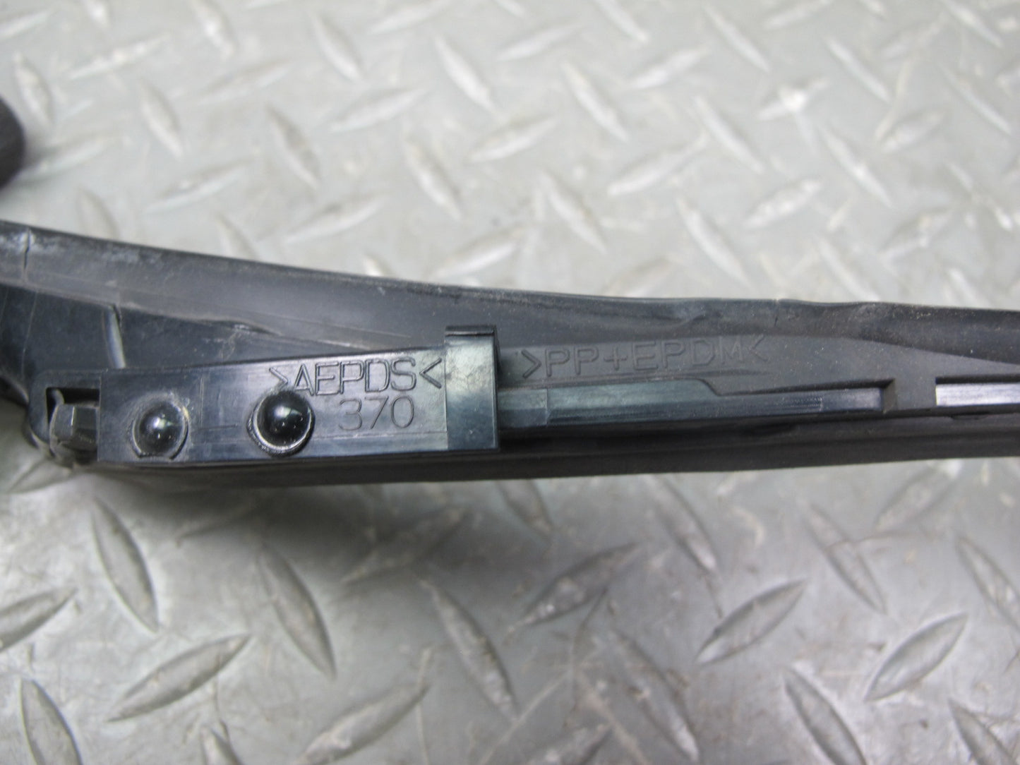 10-15 Lexus IS250 Conv Front Left & Right Windshield Drip Seal Molding Set OEM