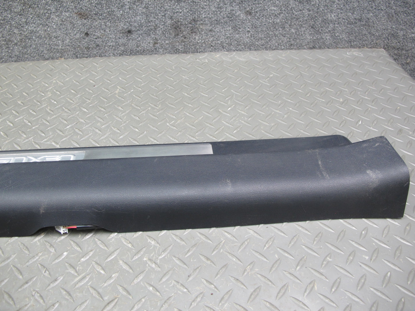 10-15 Lexus IS250 Convertible Left & Right Door Sill Scuff Plate Trim Set OEM