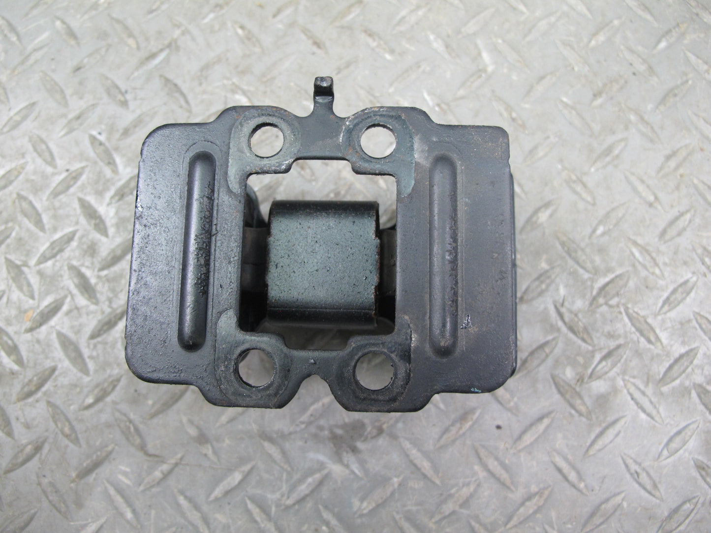 06-15 Lexus IS350 IS250 RWD A960E A/T Automatic Transmission Mount Bracket OEM