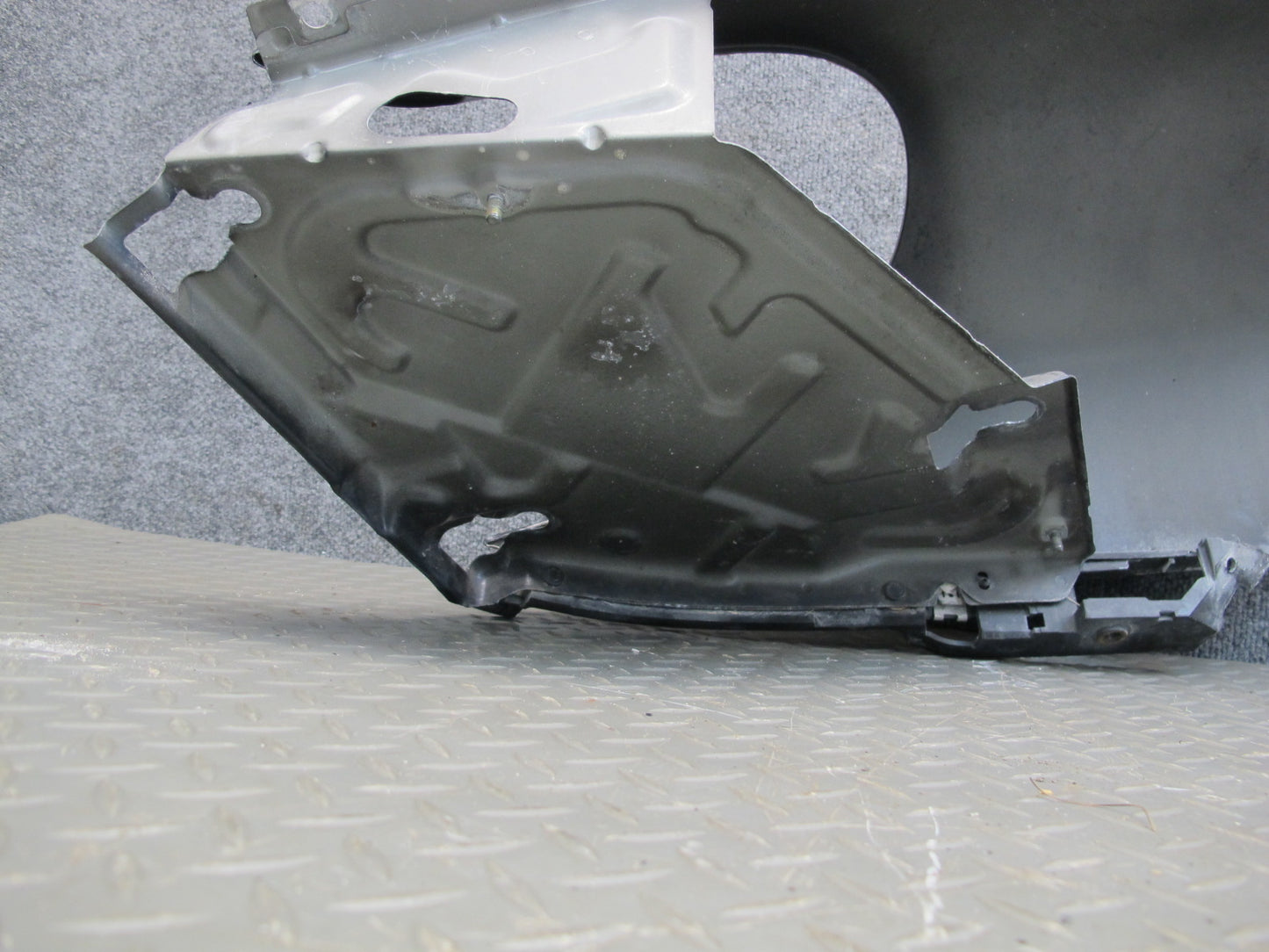 1999-2001 Porsche 911 996 Front Right Passenger Side Fender Panel Shell Cover