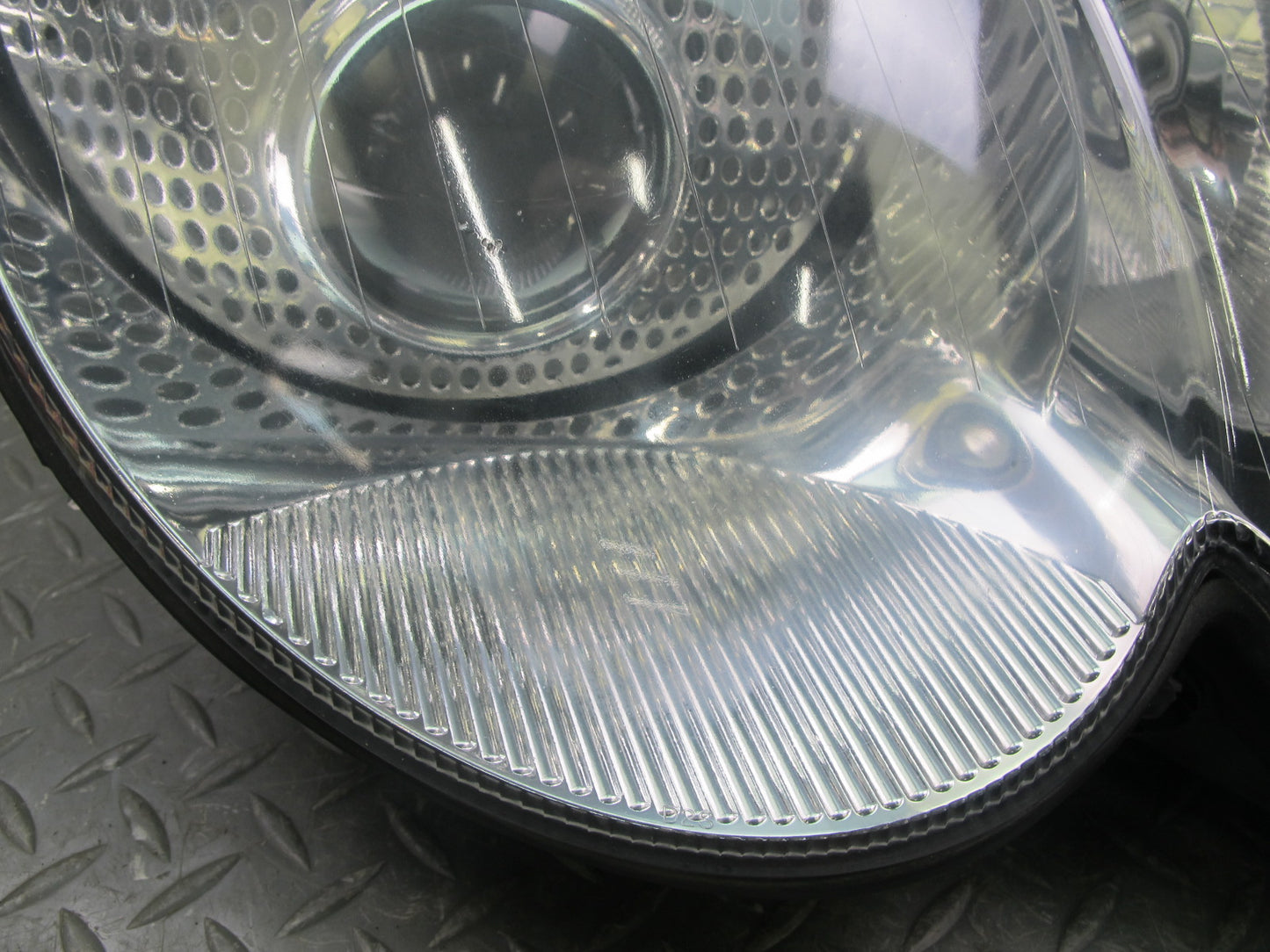 03-08 Mercedes R230 SL Front Right BI Xenon HID Headlight Lamp w Ballast OEM