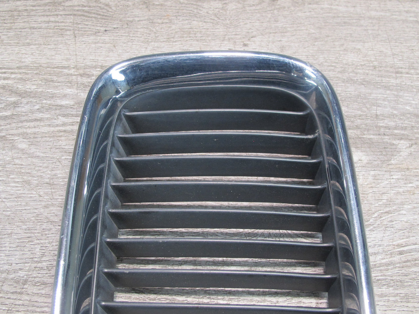 96-99 BMW E36 3-SERIES Set of 2 Front Left & Right Kidney Vent Grille OEM