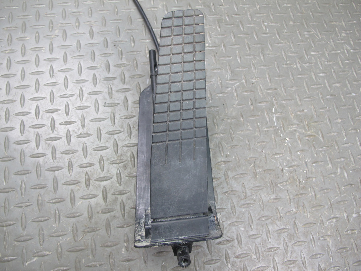 1999-2005 Porsche 911 Carrera 996 M/T Accelerator Gas Brake Clutch Pedal Set
