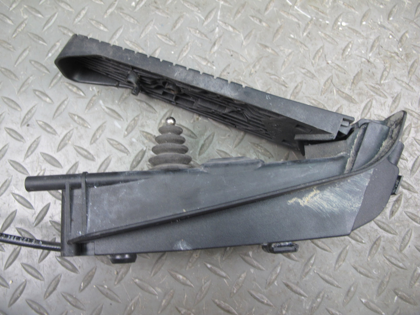 1999-2005 Porsche 911 Carrera 996 M/T Accelerator Gas Brake Clutch Pedal Set