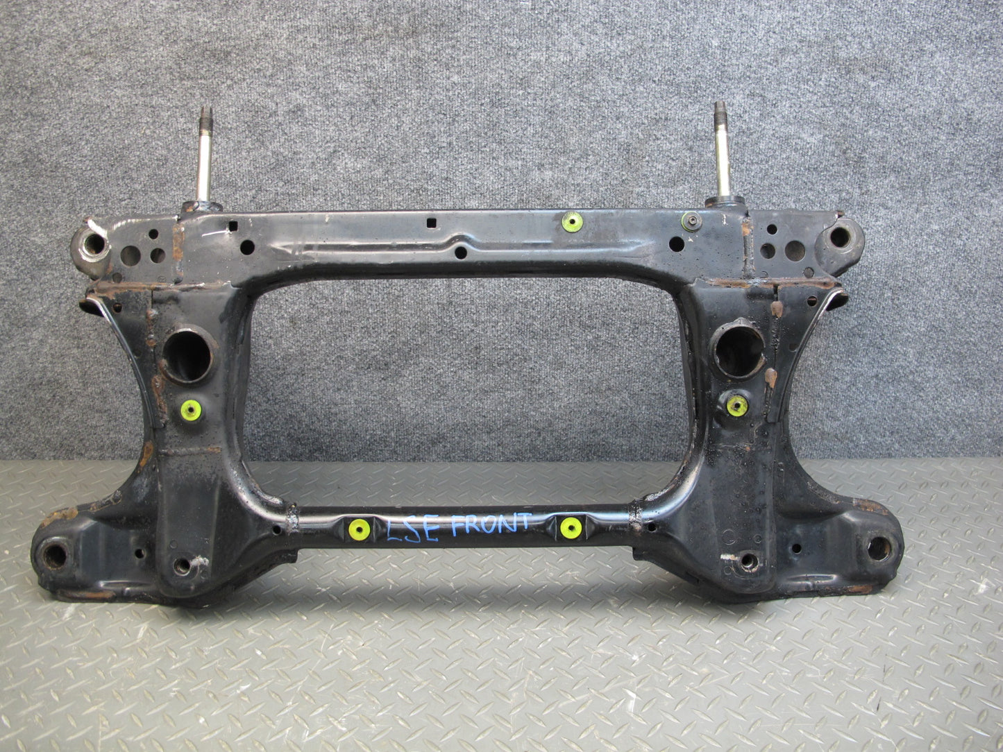 01-03 Lexus UCF30L LS430 Front Suspension Sub Frame Crossmember Cradle OEM