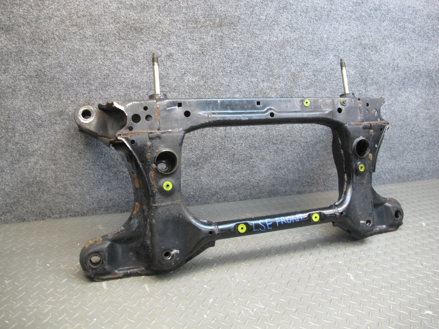 01-03 Lexus UCF30L LS430 Front Suspension Sub Frame Crossmember Cradle OEM