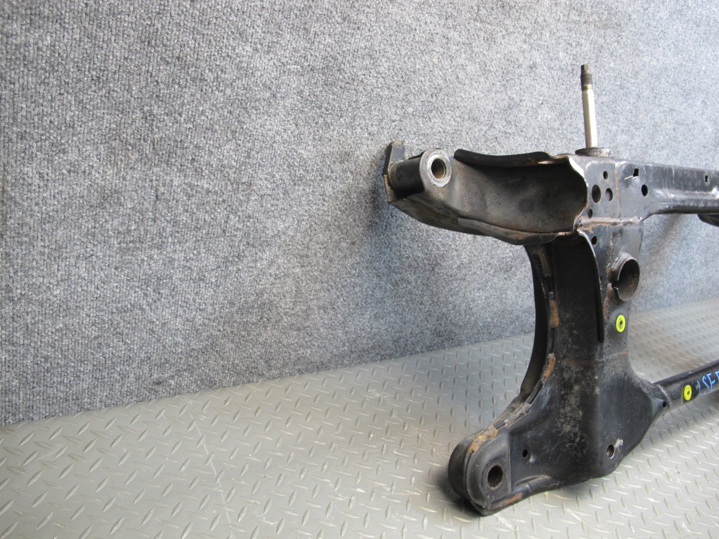 01-03 Lexus UCF30L LS430 Front Suspension Sub Frame Crossmember Cradle OEM