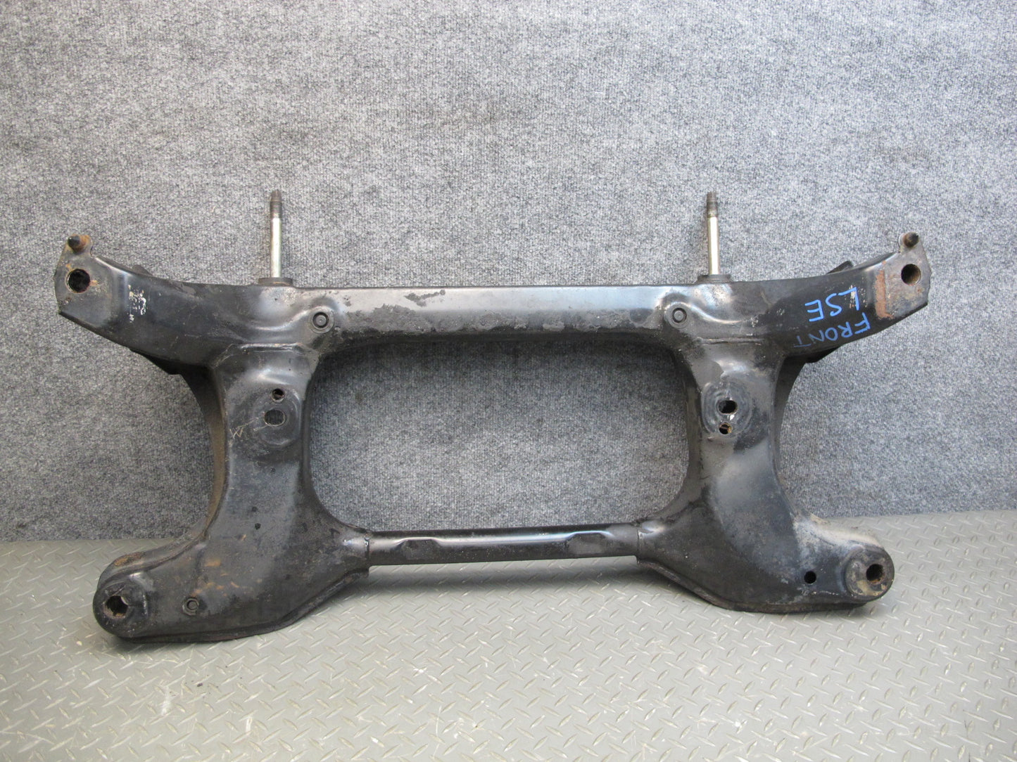 01-03 Lexus UCF30L LS430 Front Suspension Sub Frame Crossmember Cradle OEM