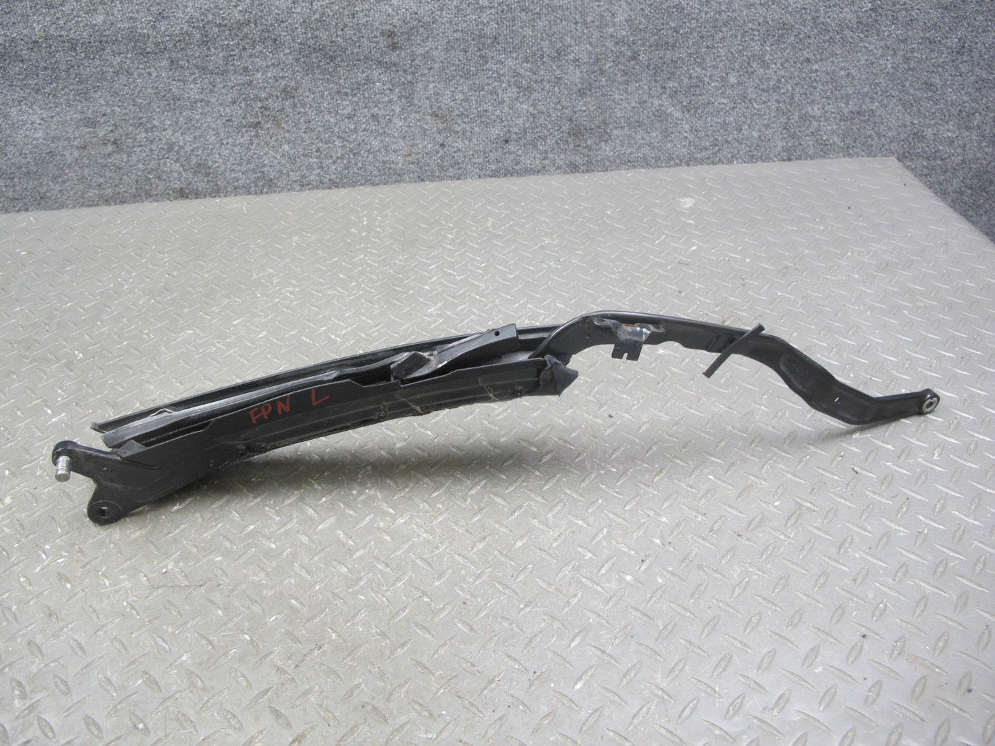 1999-2005 Porsche 911 996 Convertible TOP Roof Folding B Pillar Panel Set of 2