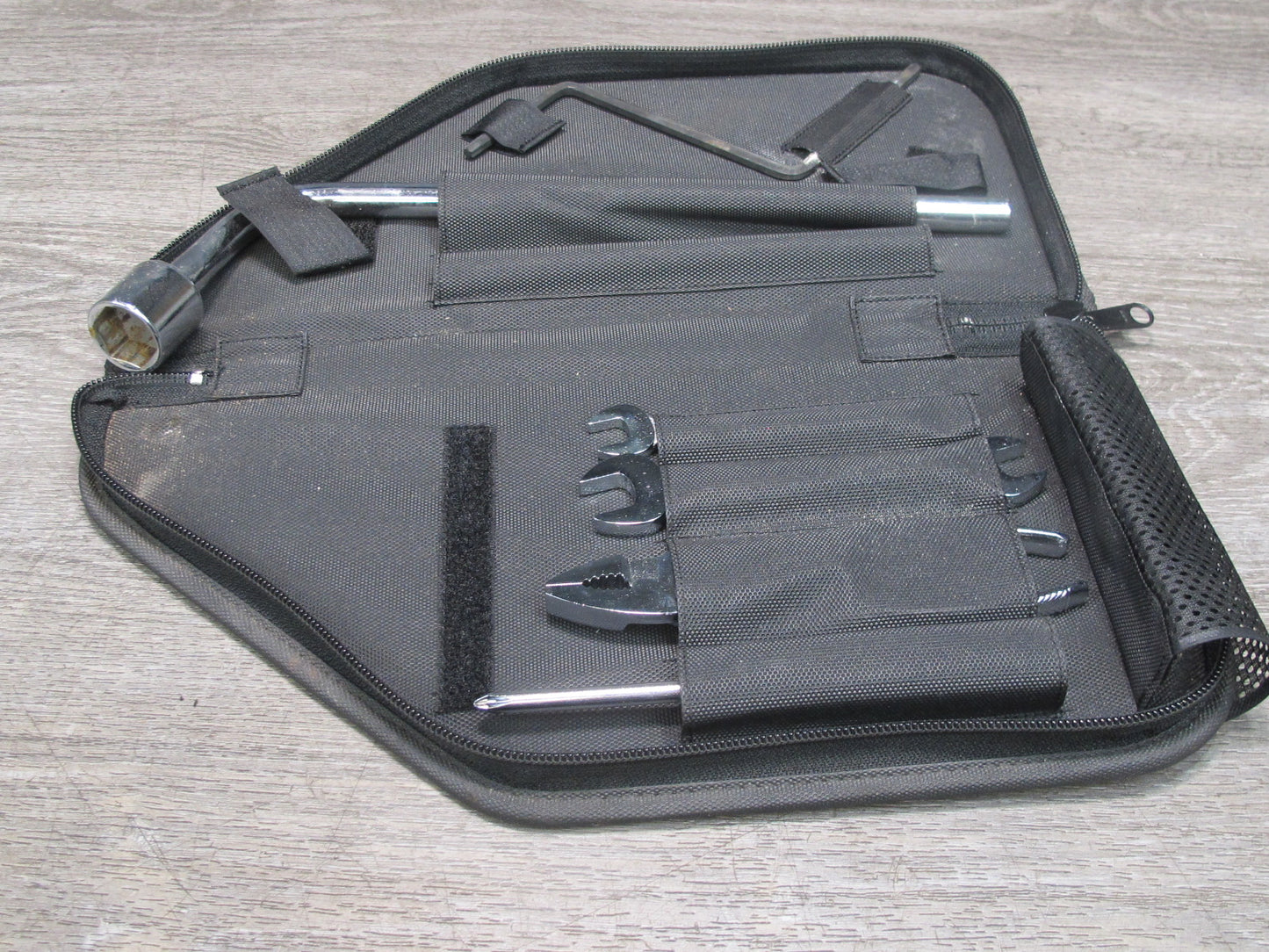 06-15 Lexus IS350 IS250 Emergency Spare Tire Tool KIT w Case OEM
