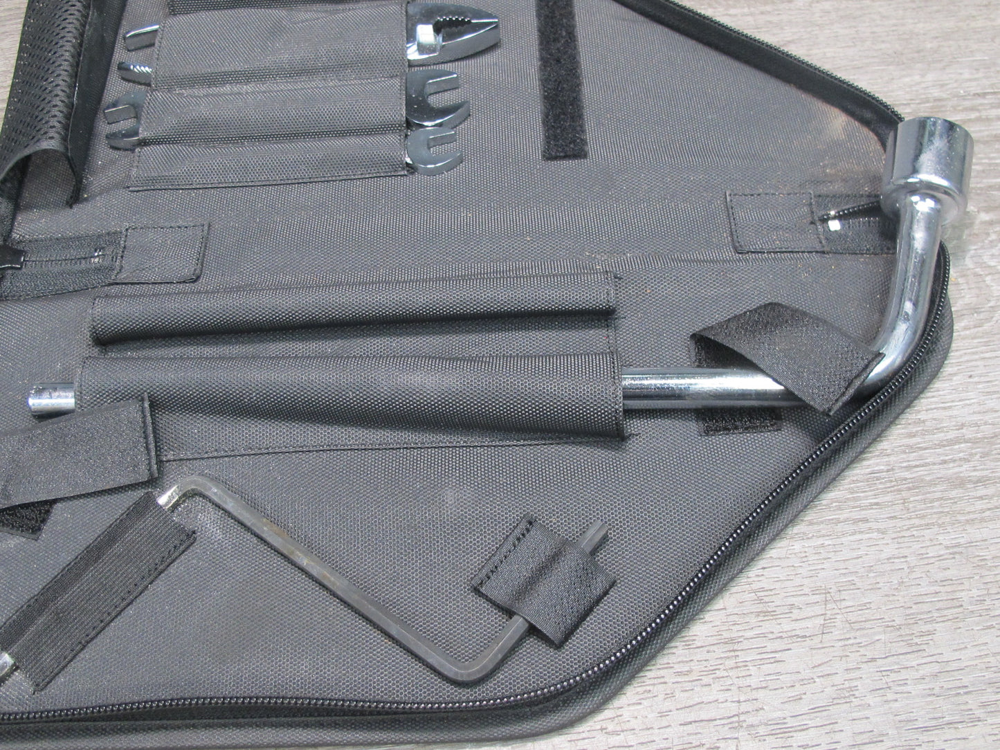 06-15 Lexus IS350 IS250 Emergency Spare Tire Tool KIT w Case OEM