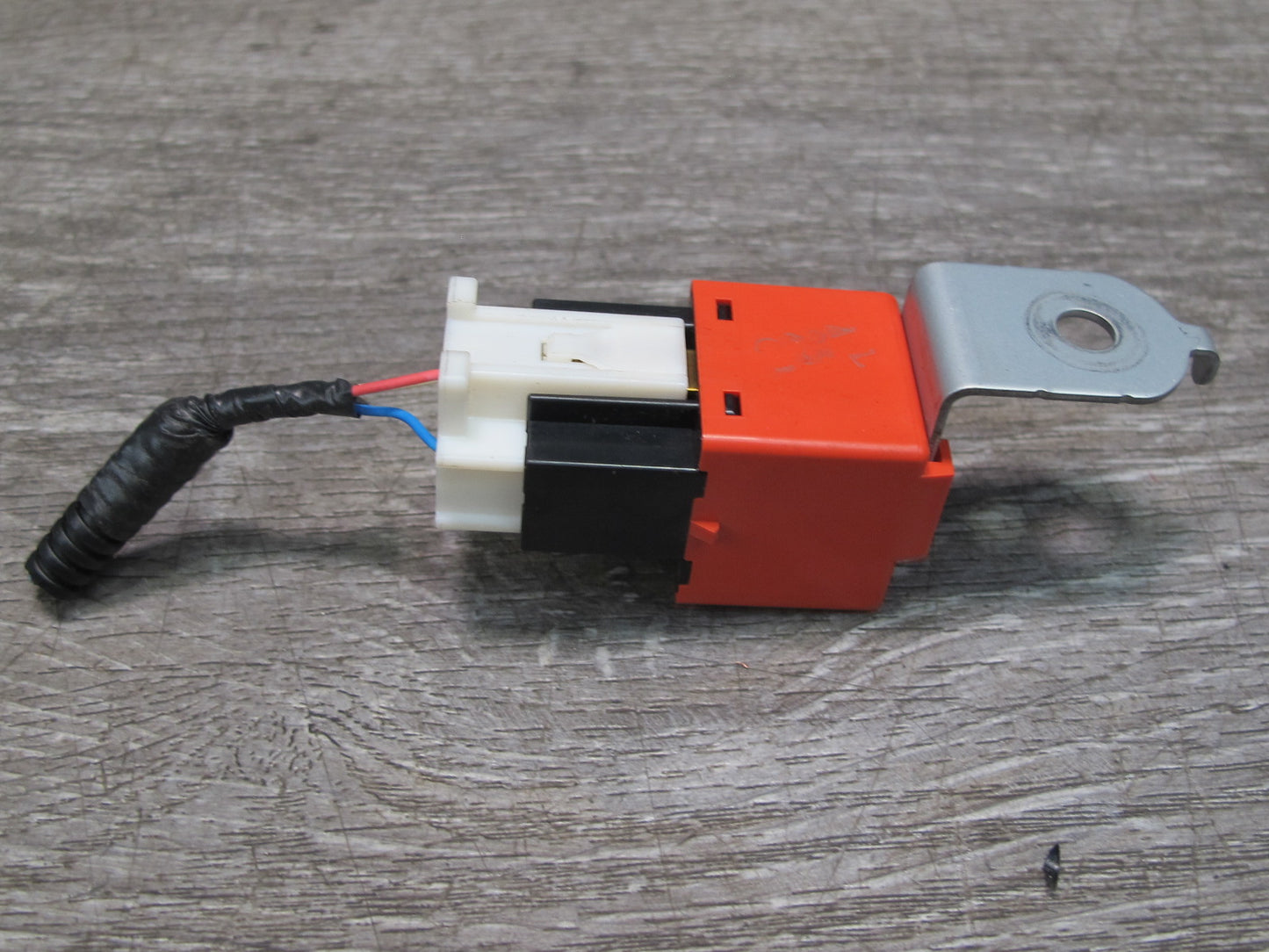 10-15 Lexus IS250 IS350 Convertible Turn Signal Flasher Control Module OEM