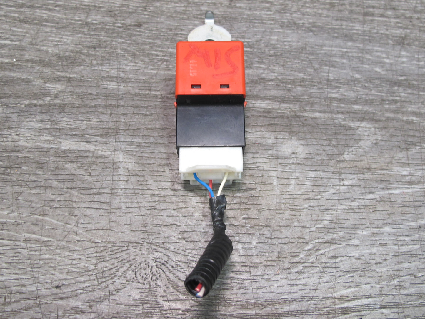 10-15 Lexus IS250 IS350 Convertible Turn Signal Flasher Control Module OEM