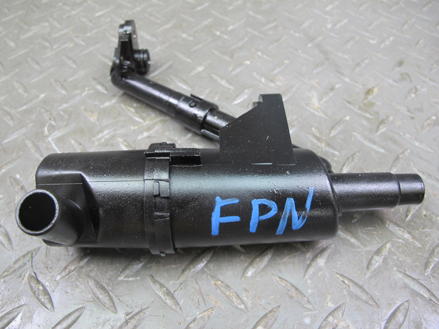 1999-2001 Porsche 911 996 3.4L M96.04 Engine Oil Separator W/ Pick UP Tube Set