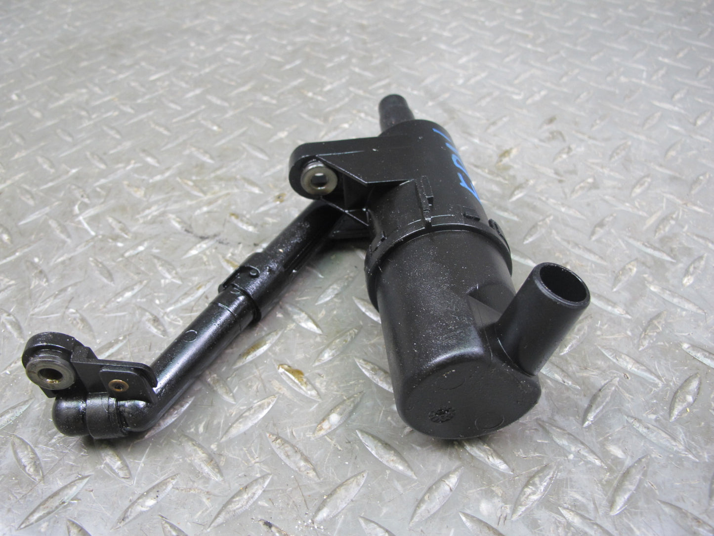 1999-2001 Porsche 911 996 3.4L M96.04 Engine Oil Separator W/ Pick UP Tube Set