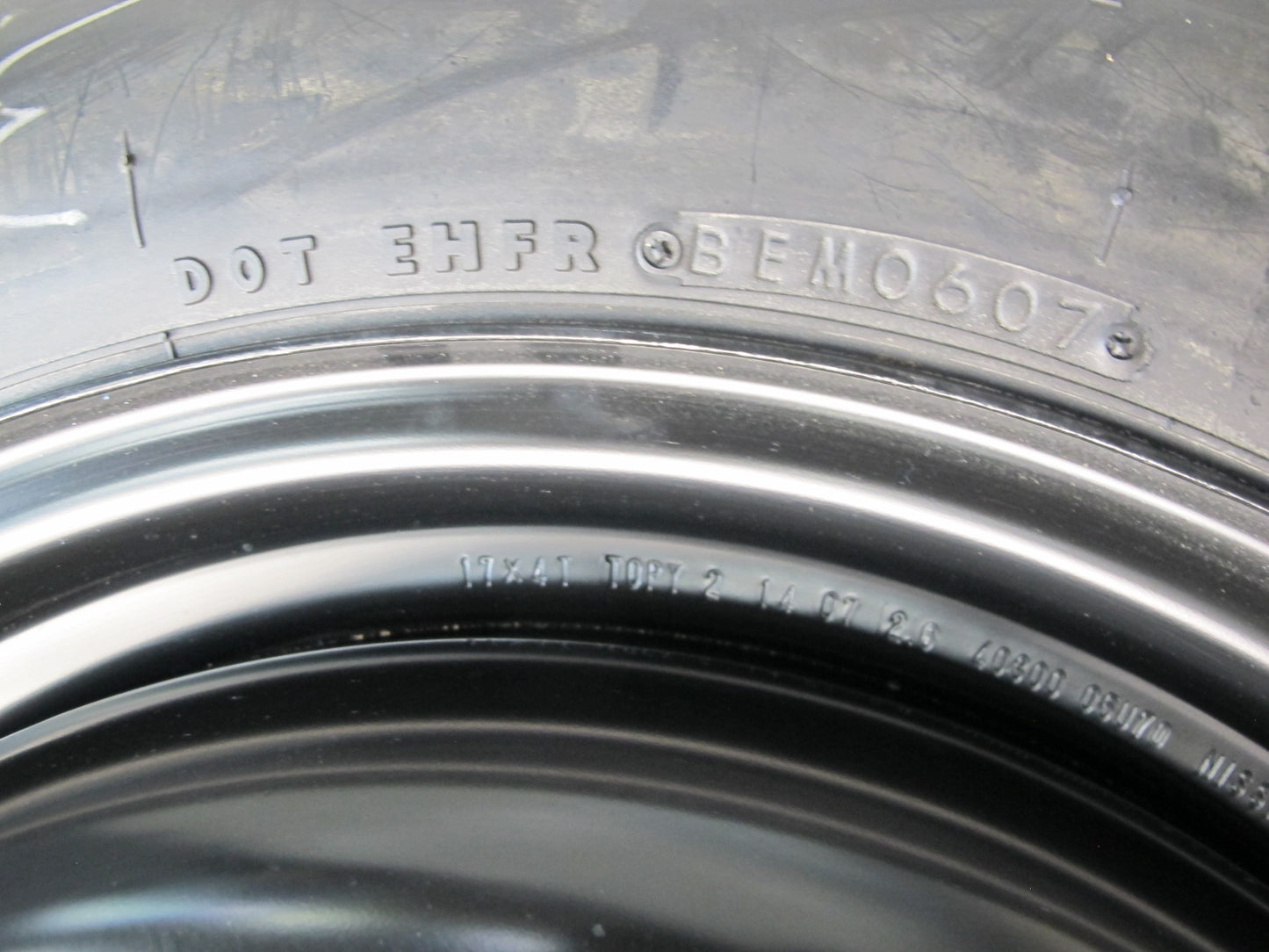 03-08 Nissan 350Z Coupe Spare Tire R17 17" Wheel 17x4JJ 245/80 107M OEM
