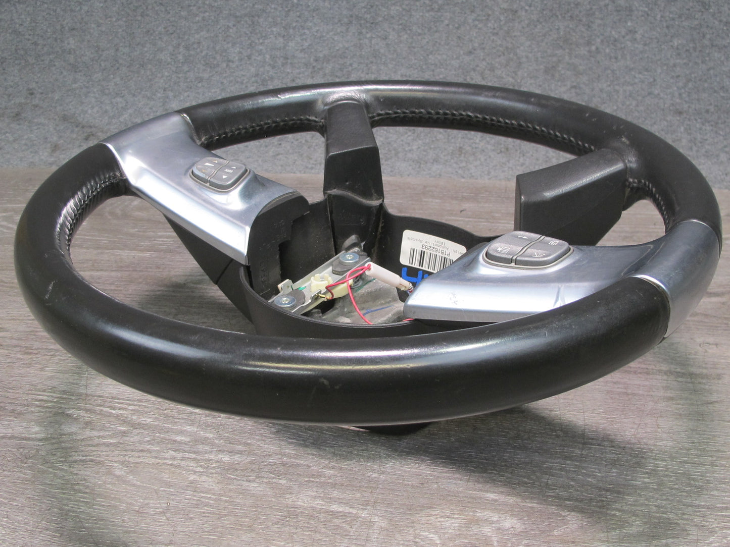 03-06 Chevrolet SSR Multifunction Leather Steering Black 15162293 OEM