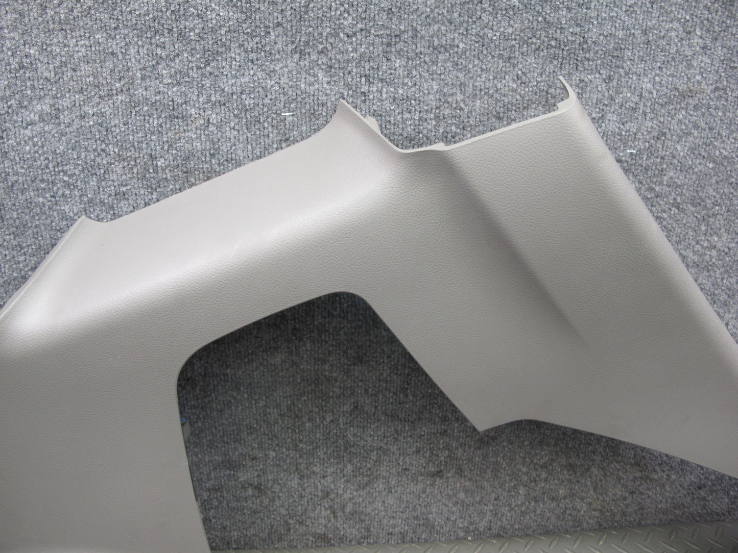 03-08 Nissan 350Z Z33 Coupe Set of 2 Rear Left & Right Lower Quarter Trim OEM