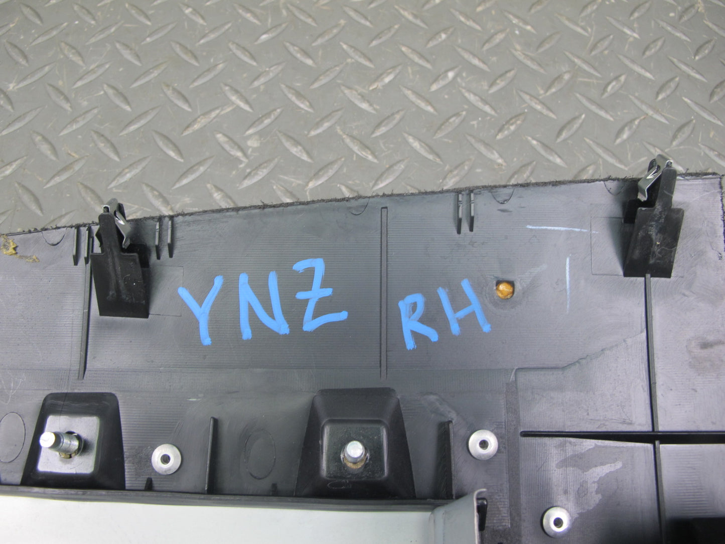 07-08 Nissan 350Z Coupe Set of 2 Dash Left & Right Upper Trim Panel Gray OEM