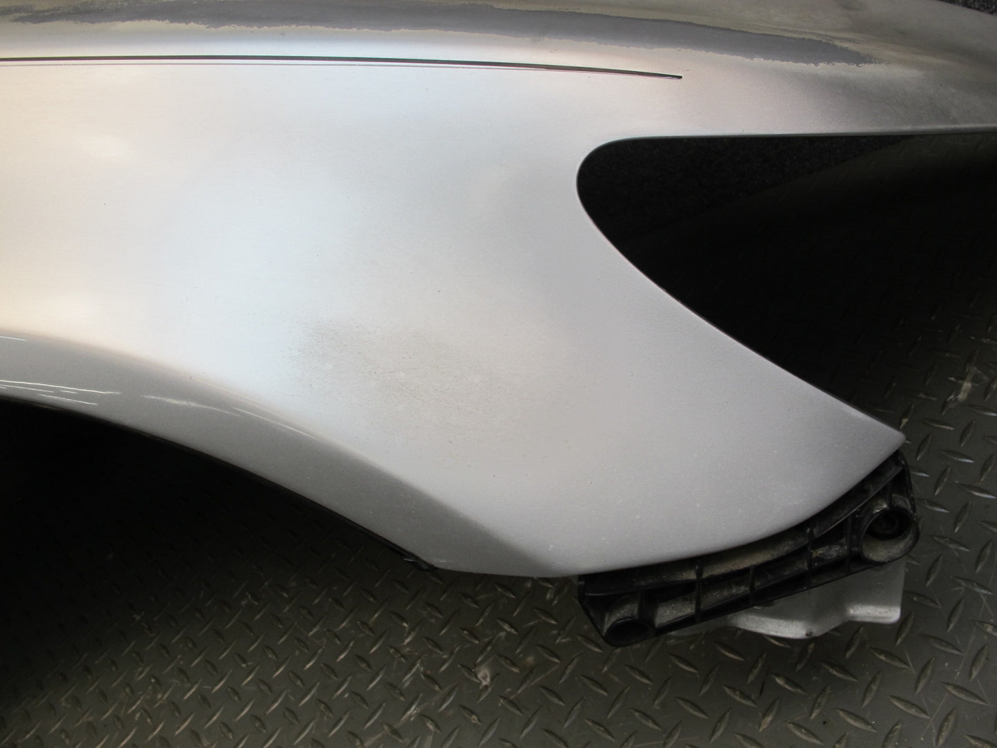 07-12 Lexus UVF46L LS600h LS460 Front Right Fender Shell Cover Panel OEM